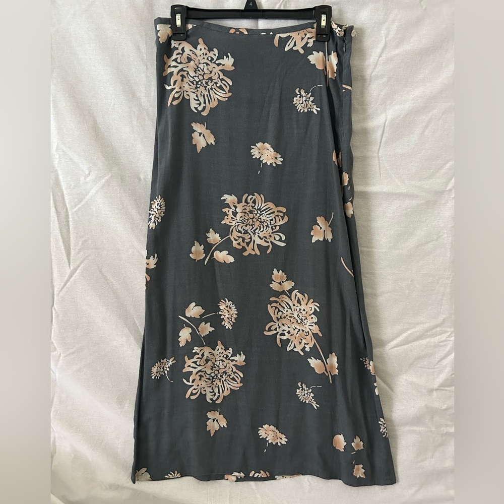 Women’s long skirt